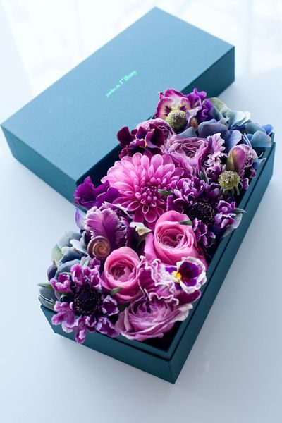 Prostokątne pudełko na kwiaty pudelko z wieczkiem 85