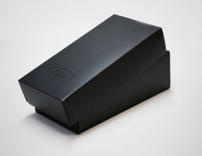 Czarne pudełko wykrojnikowe z wieczkiem pudelko z wykrojnika 49